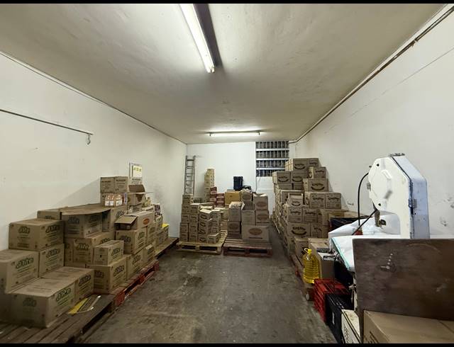 2,000M² BUSINESS FOR SALE IN HILLBROW